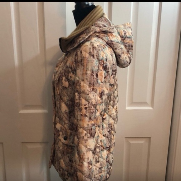 M by Missoni 6 quilted down puffer coat detach hood, 70/30 down feather fill EUC - Picture 5 of 8